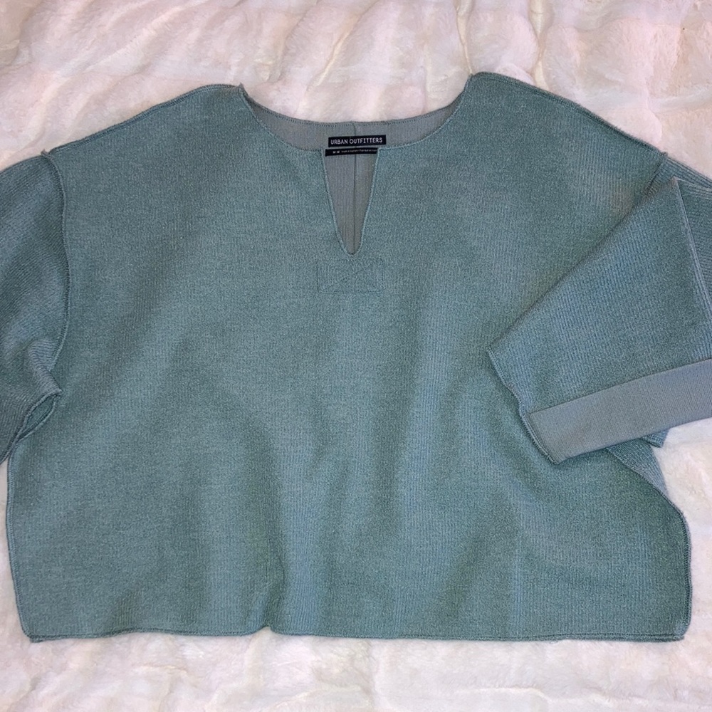 Sage Urban Outfitters top 💚 Medium